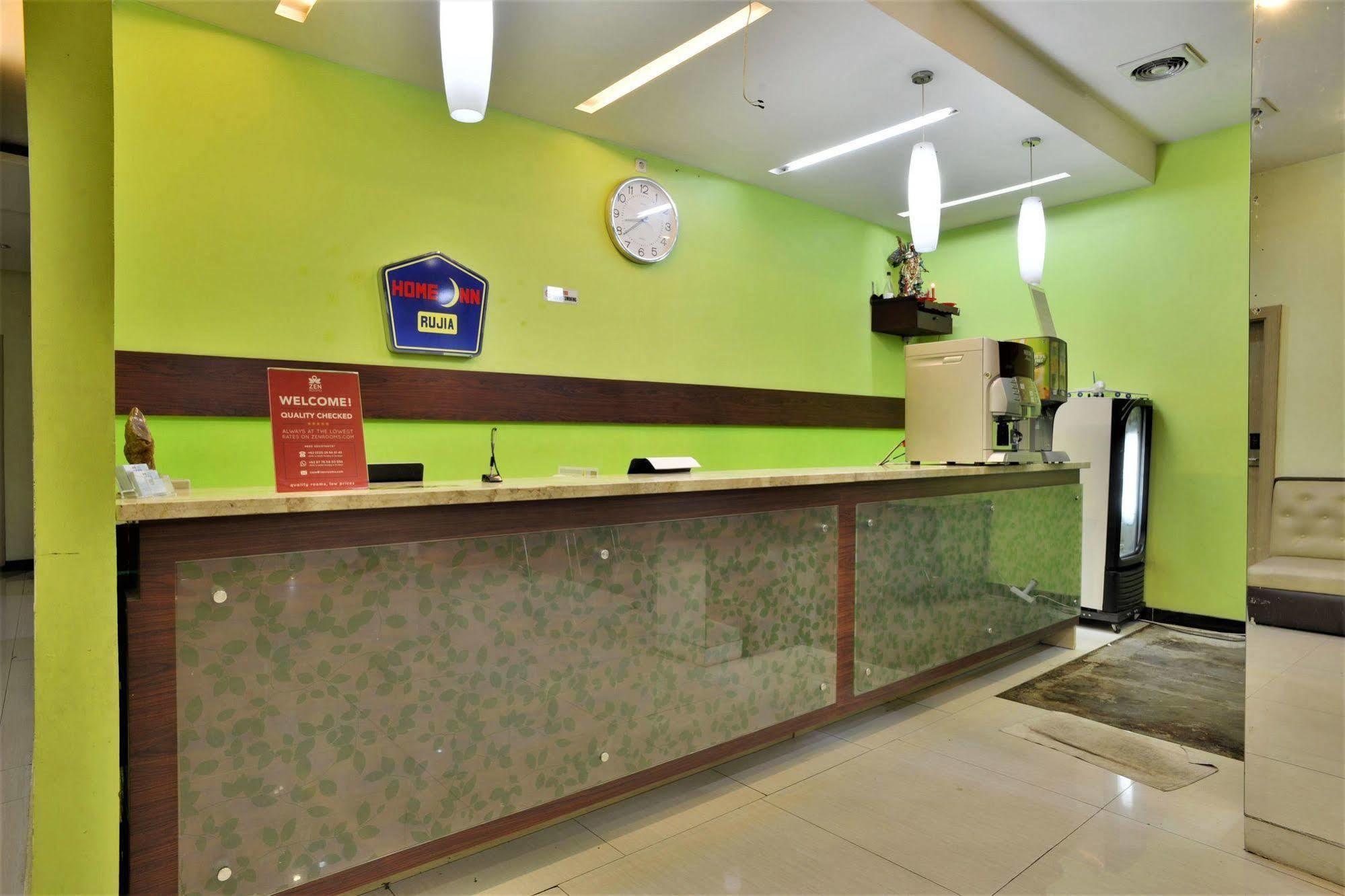 Zen Rooms Rujia Pecenongan ジャカルタ エクステリア 写真